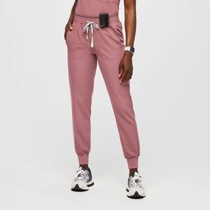 Figs Limited Edition Mari Skinny Jogger Scrub Pants in Mauve